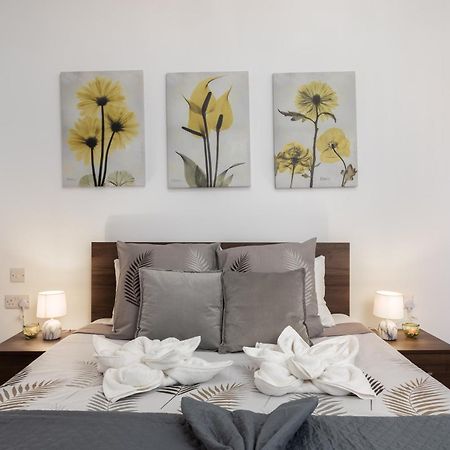 Modern 2Br Stylish Apartment With 2 Balconies - Close To St Julian'S & Sliema & Yacht Marina Pietà Eksteriør bilde